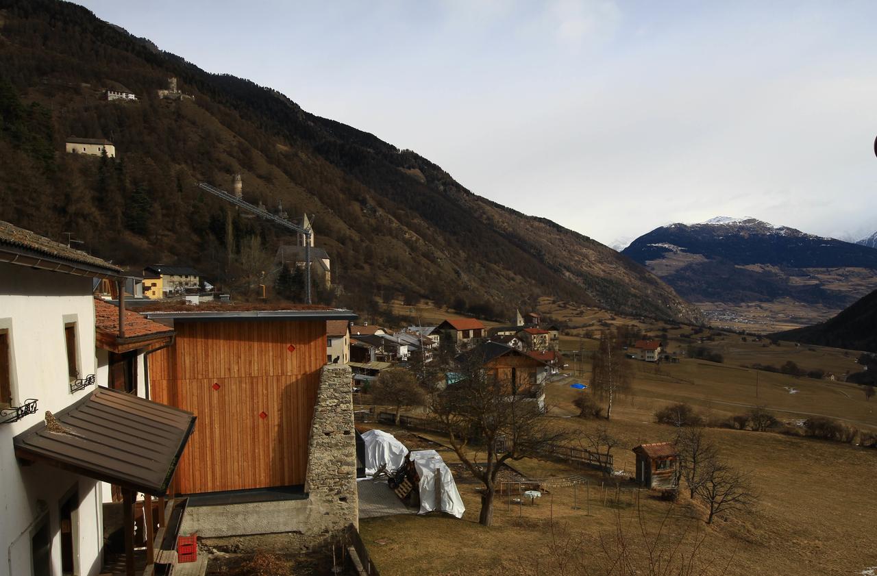Hotel Chavalatsch Tubre Kültér fotó