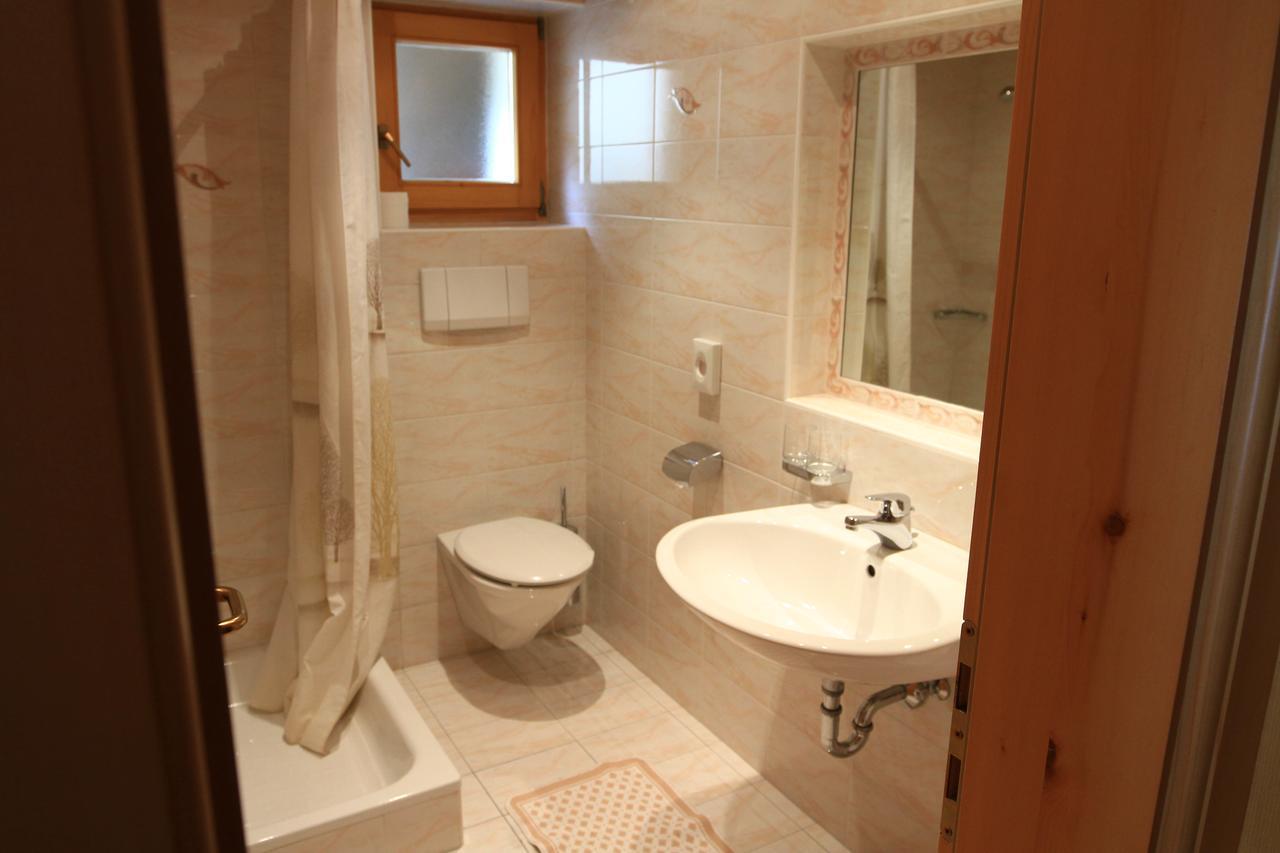 Hotel Chavalatsch Tubre Kültér fotó