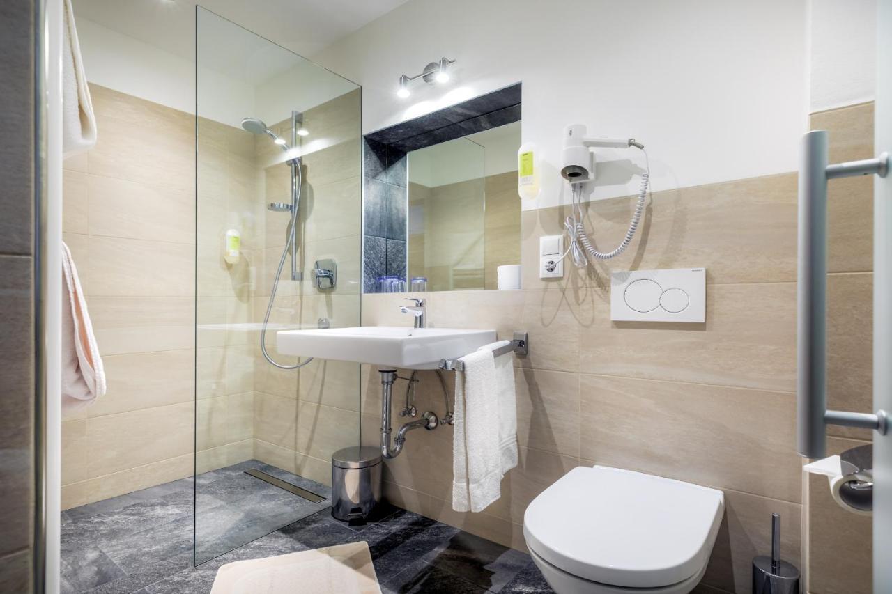 Hotel Chavalatsch Tubre Kültér fotó